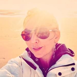 Meet your Posher, Lily